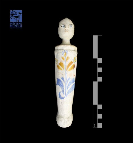 Dřevěná polychromovaná hračka